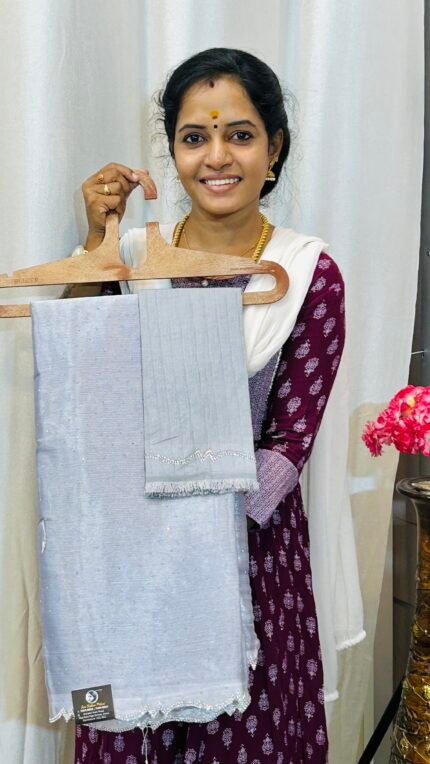 Jimichchu Saree