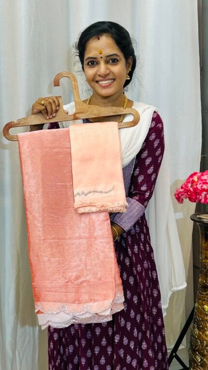 Jimichchu Saree
